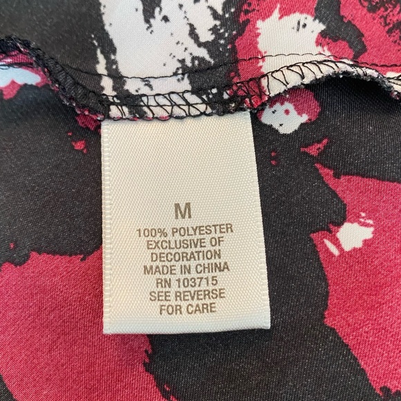 Dress Barn Modified Halter Sleeveless Floral Top - Picture 8 of 9